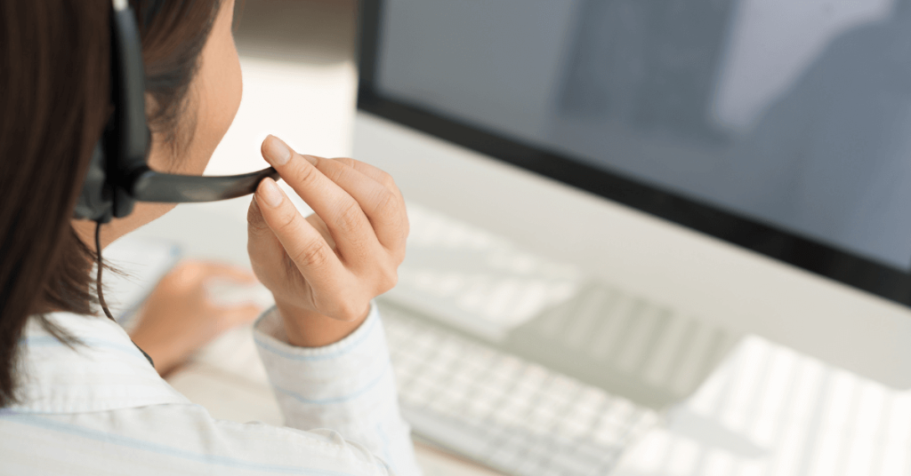 customer service agent responses to customer inquiries