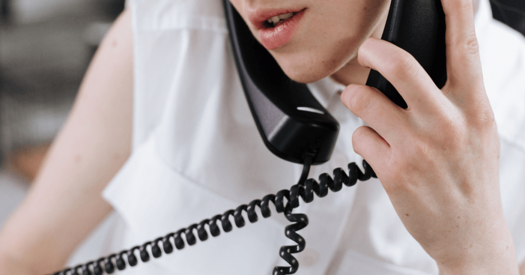 phone answering service agent answer your calls